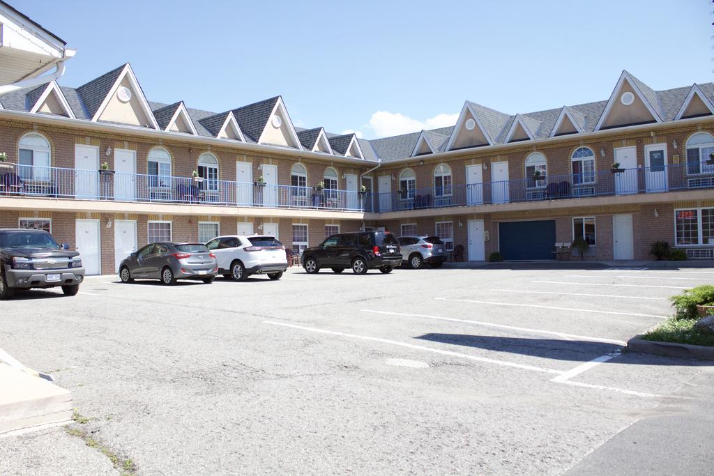 Grewals Inn&Suites Niagara-Fälle Exterior foto